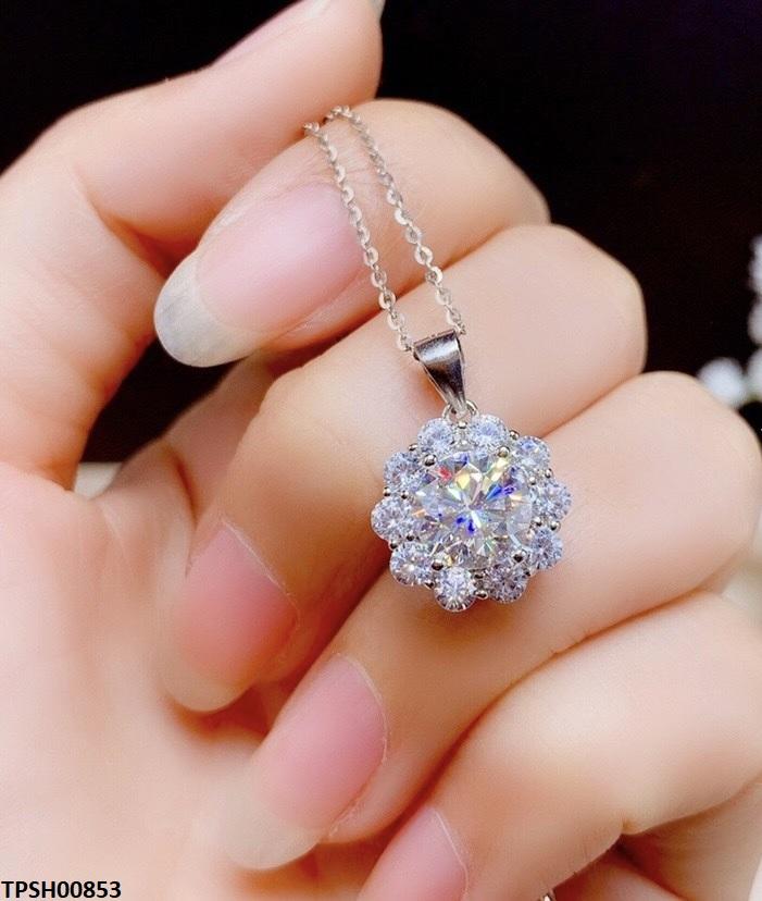 TPSH00853 KRL Flower ZIRCON Stone Pendant - TPSH