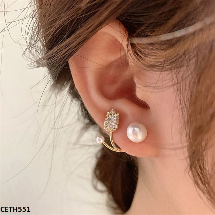CETH551 LSH Rose/Pearl Stud Tops Pair