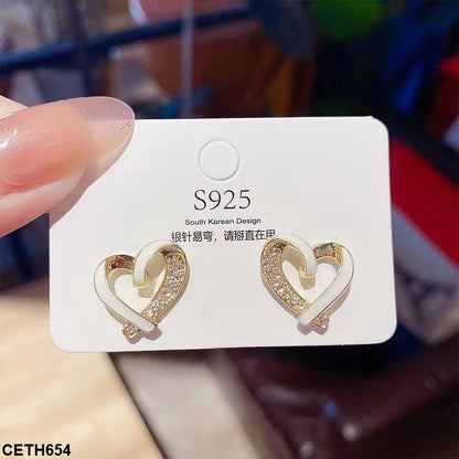 CETH654 YYZ Heart Ear Tops Pair