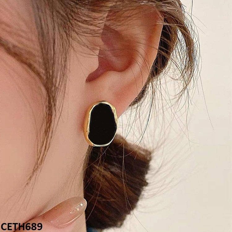 CETH689 YYZ Painted Black Tops Pair