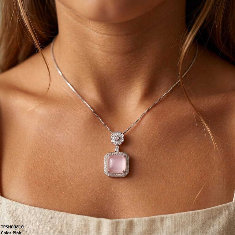 TPSH00810 MSJ Flower Square Pendant - TPSH