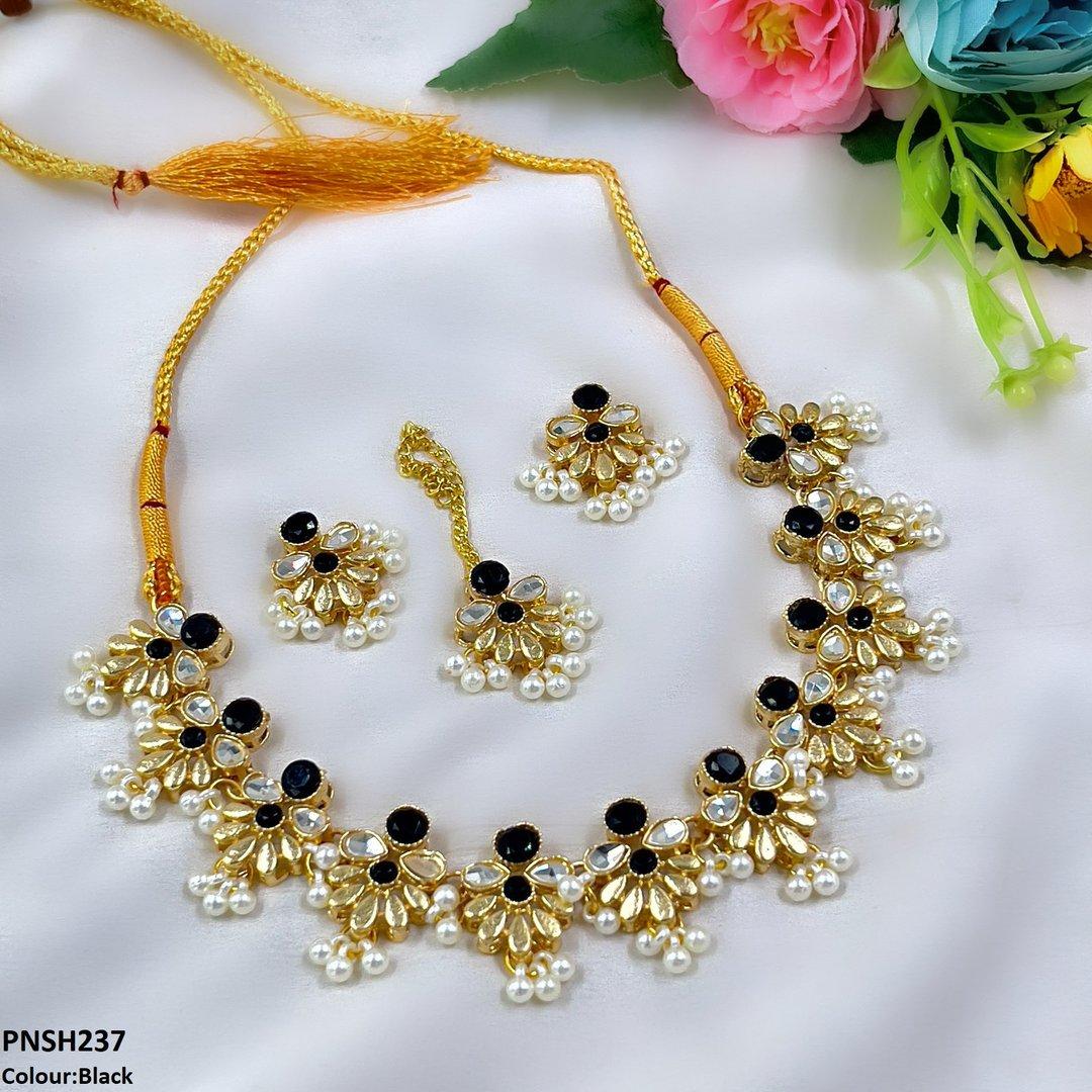 PNSH237 SDQ Tear/Flower Necklace Set