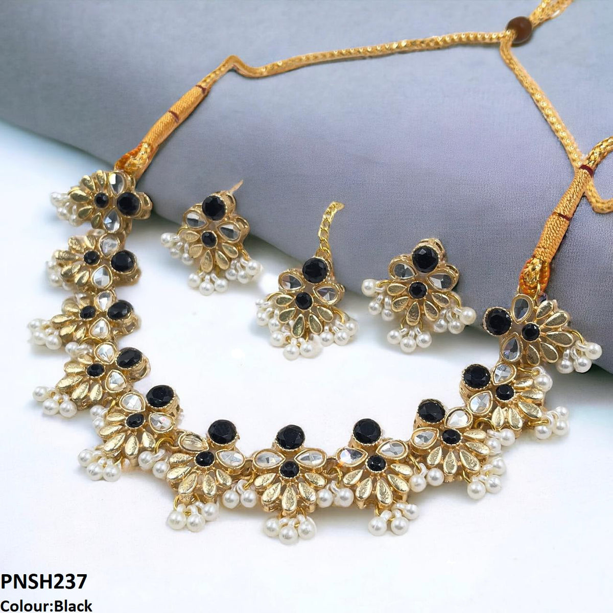 PNSH237 SDQ Tear/Flower Necklace Set