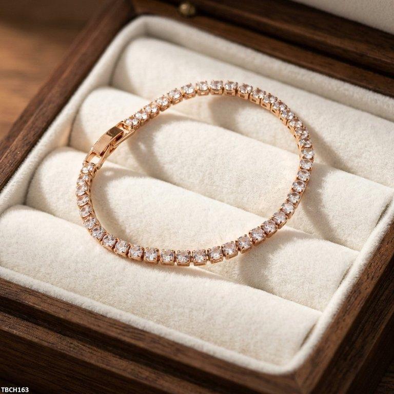 TBCH163 WKO Link Box Hand Bracelet Openable