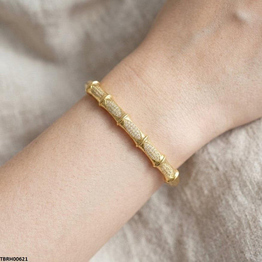 TBRH00621 GXN Oval Bracelet Openable - TBRH