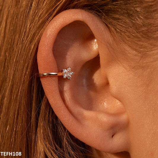 TEFH108 QWN Star Ear Cuff Single
