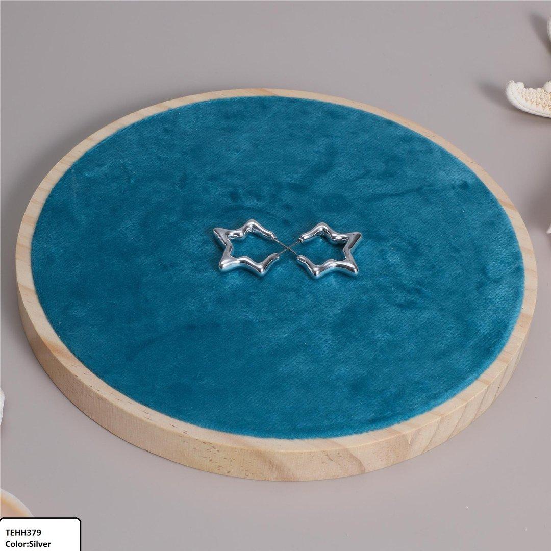 TEHH379 YYE Star Ear Hoops Pair