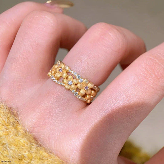 TRGH00179 GWH Multi Flower ZIRCON Ring - TRGH