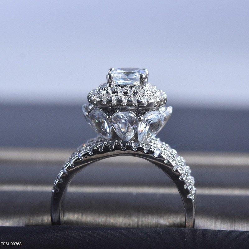TRSH00768 GWH Crown of Light Ring - TRSH
