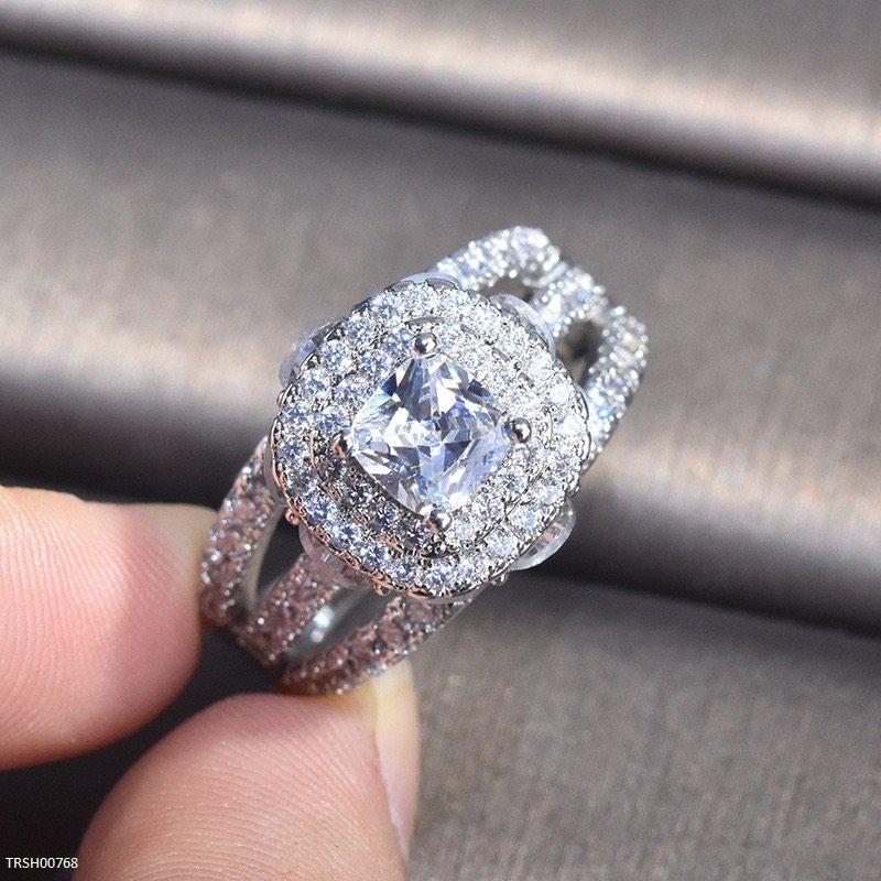 TRSH00768 GWH Crown of Light Ring - TRSH