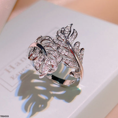 TRSH555 KYC Double Leaf ZIRCON Ring