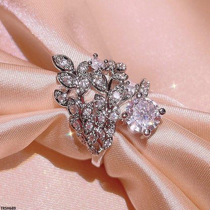 TRSH689 KYC Leaf Oval Stone ZIRCON Ring