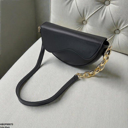 HBGP00073 Aurelia Saddle Armpit Bag Black